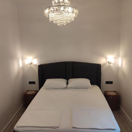 Apartment Fedora Old Town Сараєво Екстер'єр фото